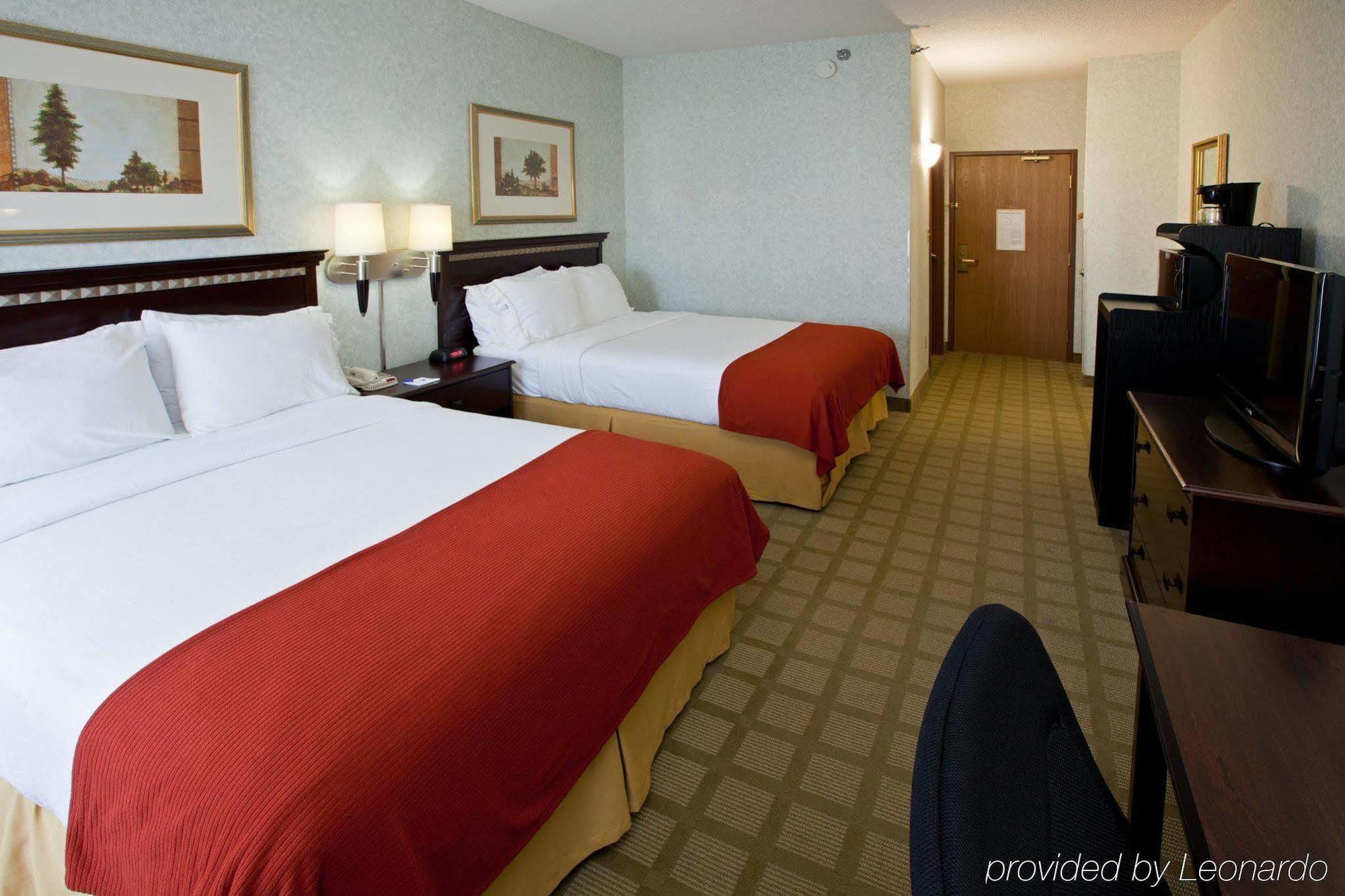 Holiday Inn Express Corydon By Ihg Room photo